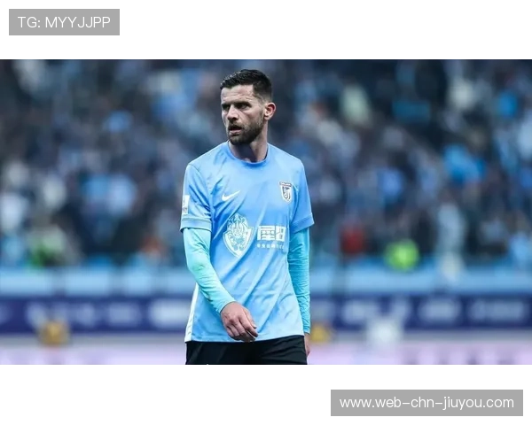 大连英博保级形势严峻，球队新引援表现值得期待