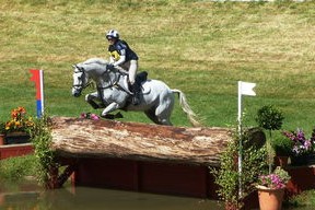 开云官网-世界速滑短距离锦标赛中国队连斩两金，世界短道速滑冠军是谁